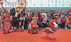 5000架无人机正在空中变换出哪吒、大熊猫